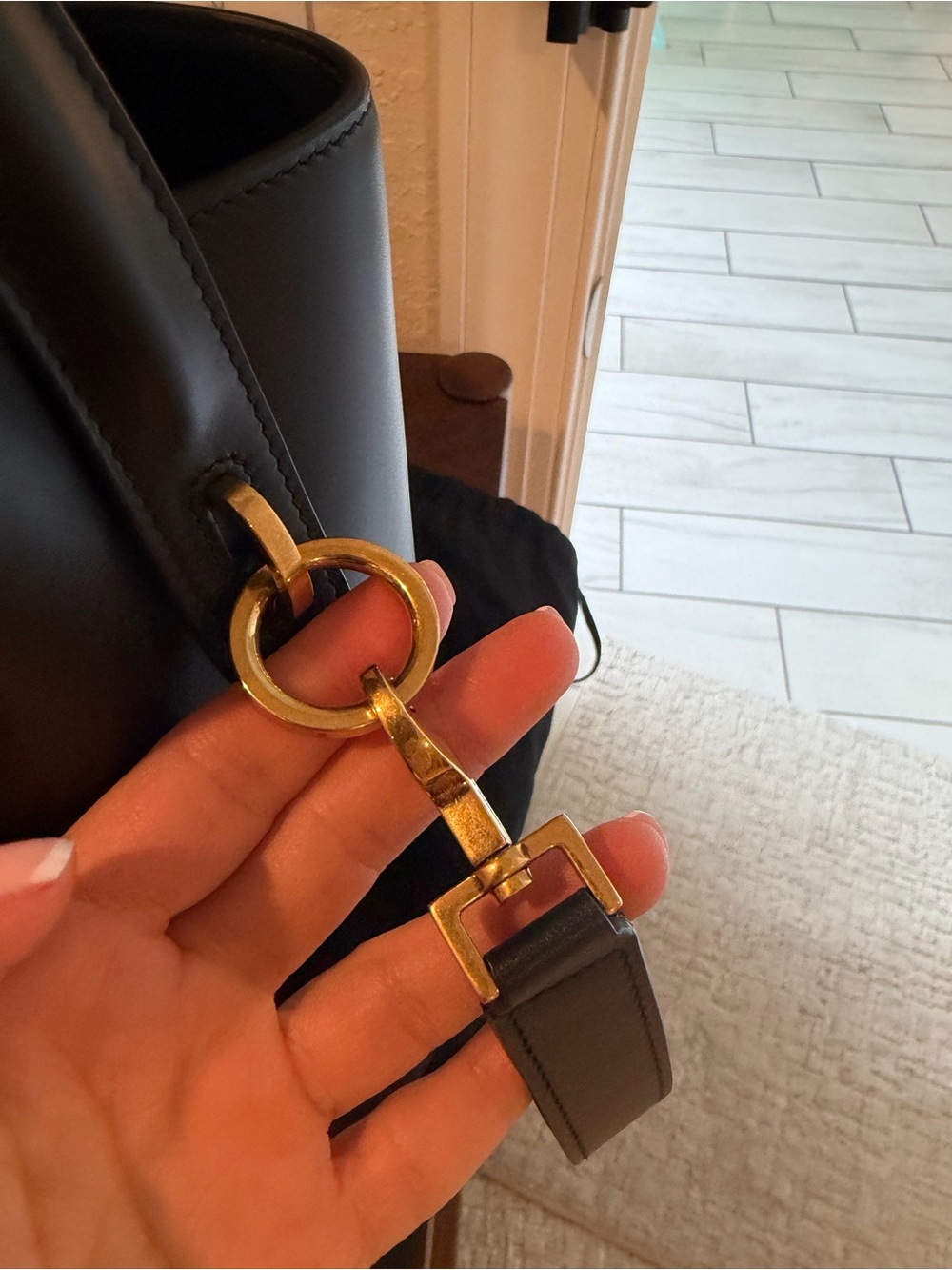 Saint Laurent Black Leather Top-Handle Tote with Gold YSL Hardware - Picture 5 of 13